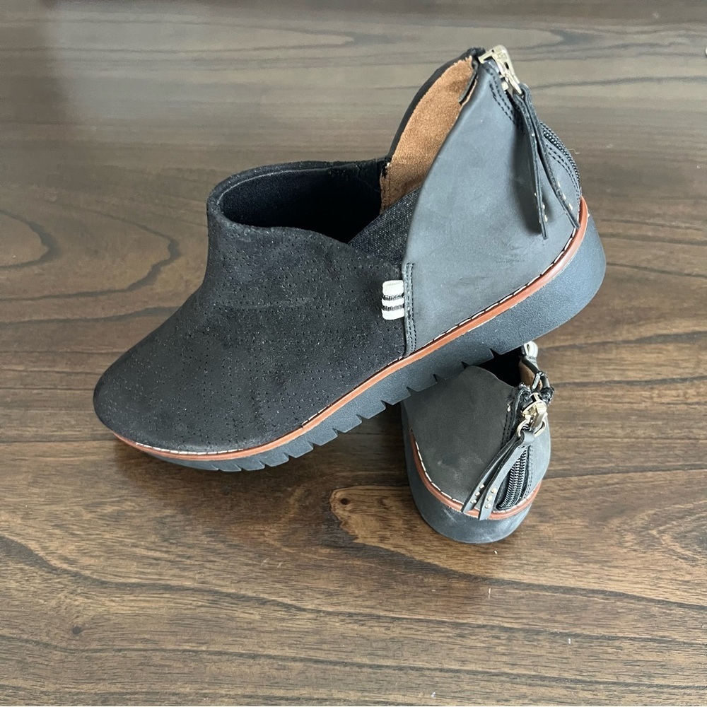 Dr. Scholl's Black Ankle Booties - Picture 7 of 16